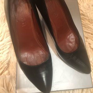 Coach heels in perfect condition